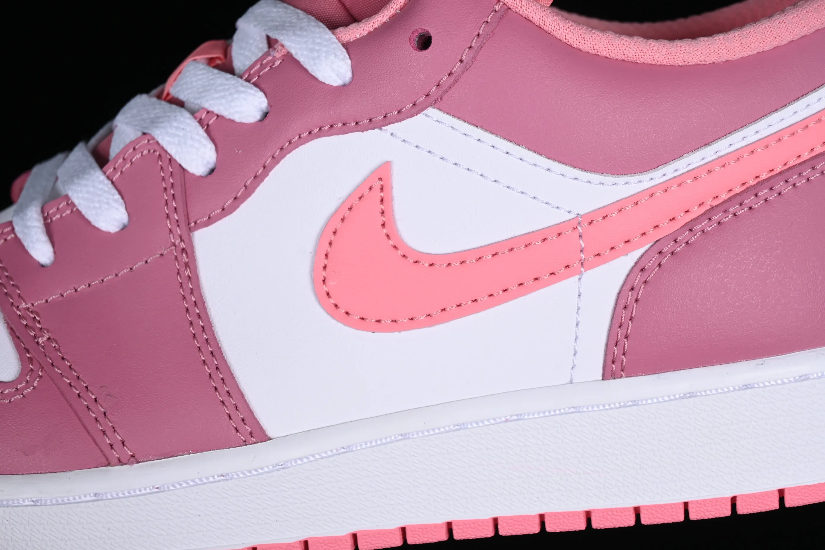 All categories Air Jordan Jordan series basketball shoes Air Jordan 1 Low G version pure original Air Jordan 1 Low "Desert Berry" AJ1 Joe 1 pink and white low-top cultural basketball shoes 553560-616